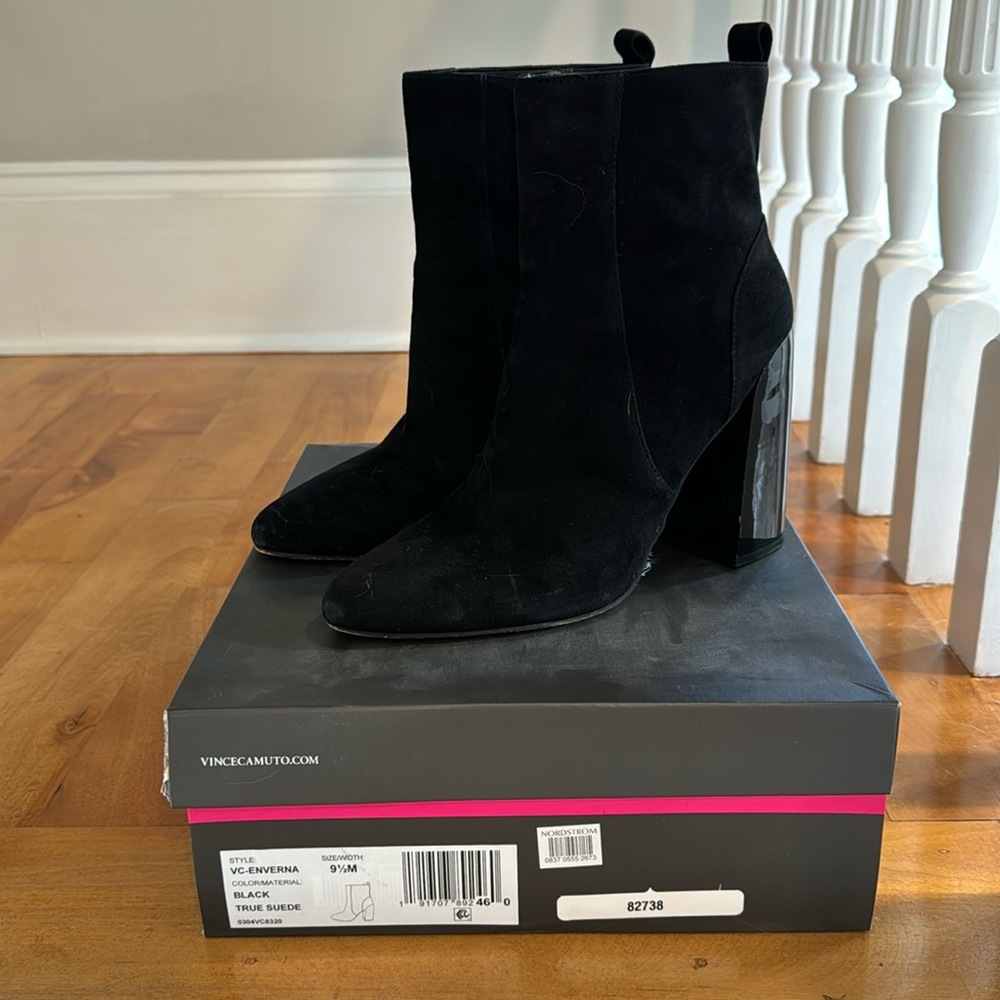 Vince Camuto black boots size 9.5